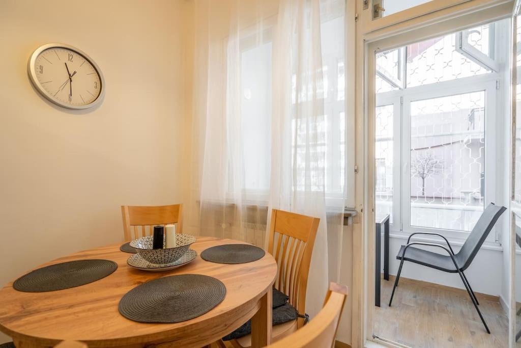 Calm And Relaxing 2bdrm Apаrtment In City Centre Appartamento Sofia