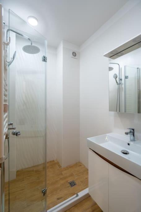 Calm And Relaxing 2bdrm Apаrtment In City Centre Appartamento Sofia