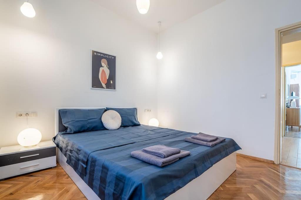 Apartemen Calm And Relaxing 2bdrm Apаrtment In City Centre