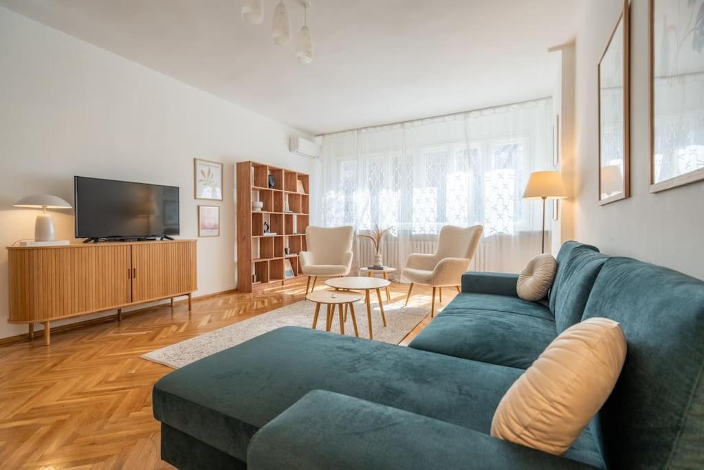 Apartemen Calm And Relaxing 2bdrm Apаrtment In City Centre Sofia