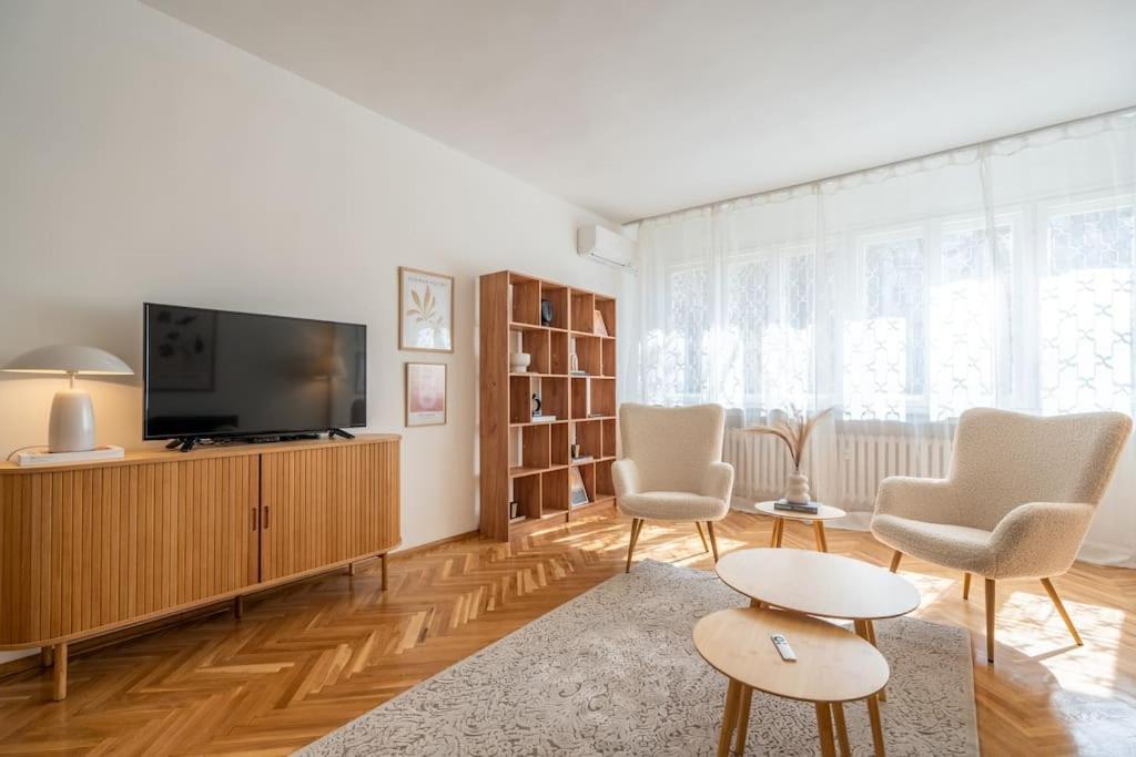 Calm And Relaxing 2bdrm Apаrtment In City Centre Sofia